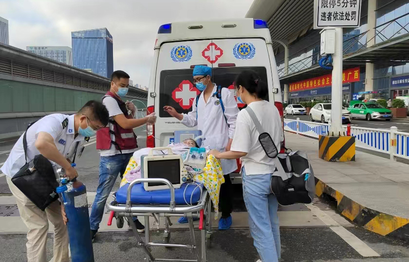 刚察县救护车出租公司